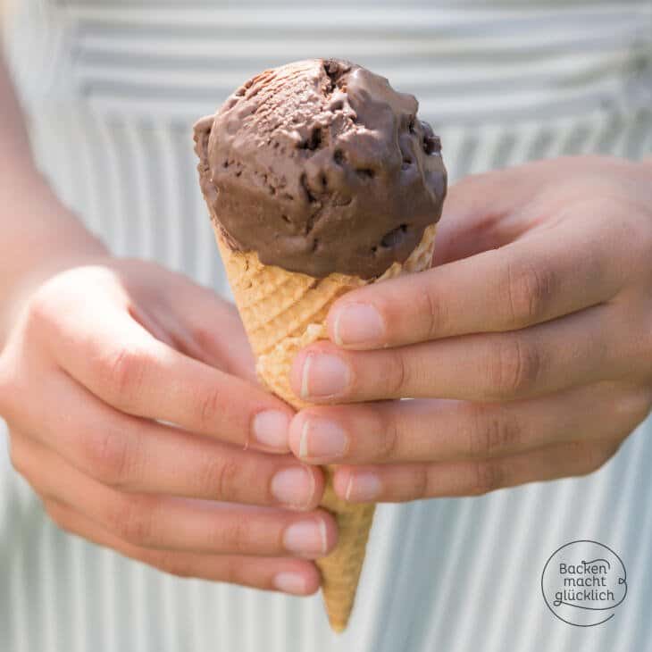 Schokoeis ohne Zucker und Ei