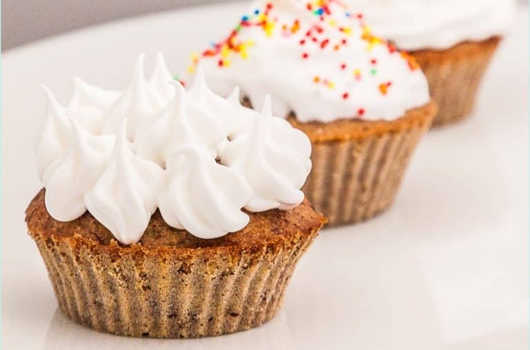 Gesunde Zucchini-Bananenmuffins (fettarm & glutenfrei)