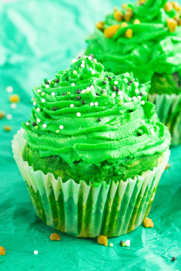 Grüne Waldmeister Cupcakes