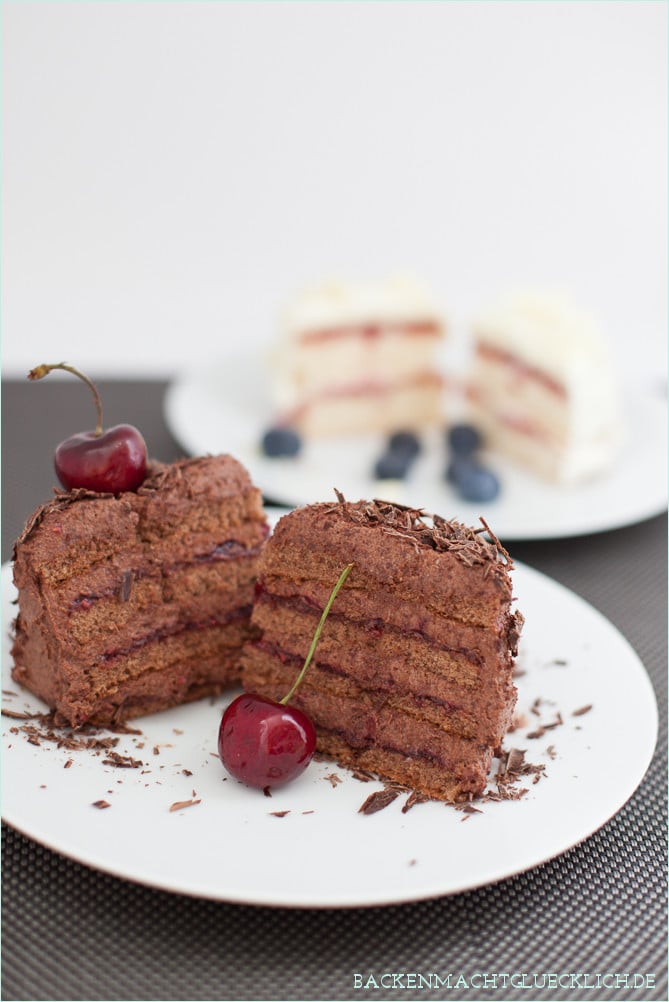 Biskuittoertchen mit Rezept Schokoladensahne