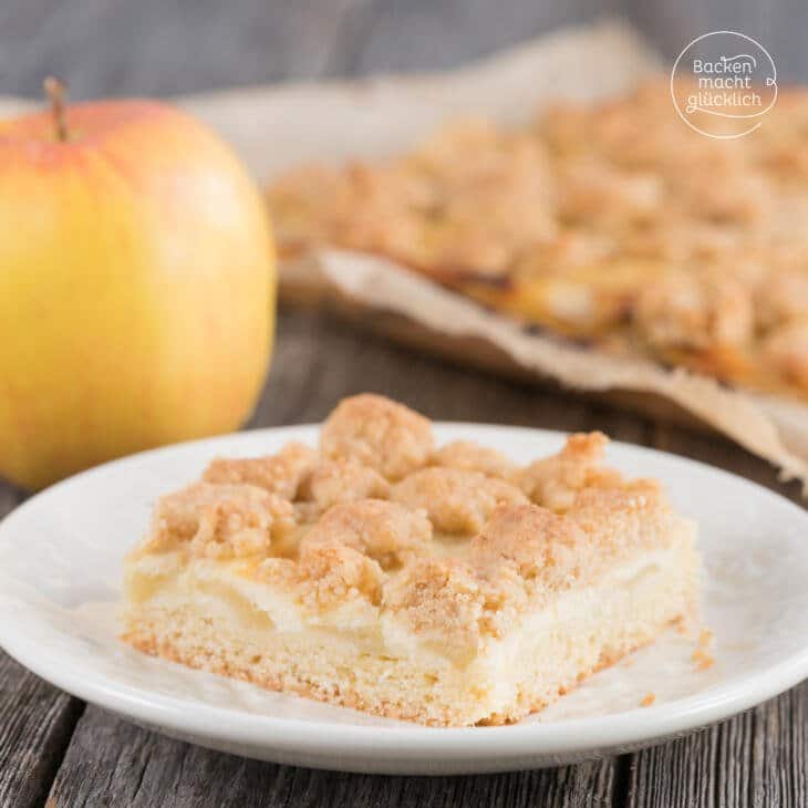 Apfelkuchen mit Streuseln und Schmand | Backen macht glücklich