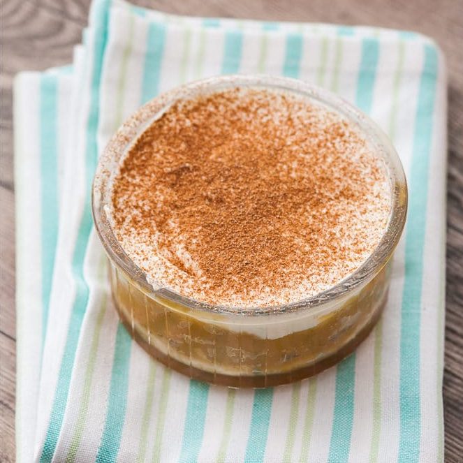 Die beste Apfel-Sahne-Torte mit Pudding und Mürbeteig: kommt garantiert gut an, ist superlecker & einfach zu machen!