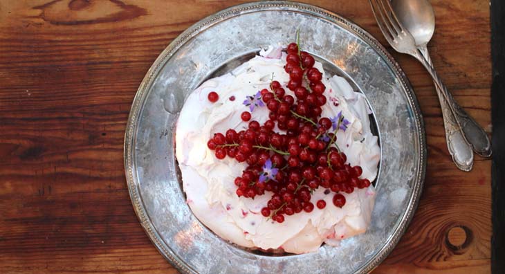 Pavlova Baisertorte