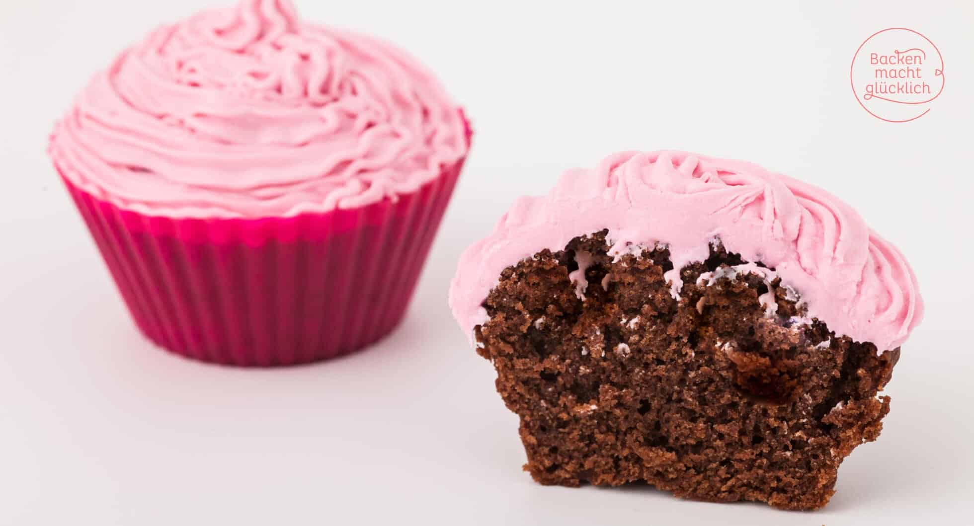 Saftige Schoko-Muffins mit Marmelade | Backen macht glücklich