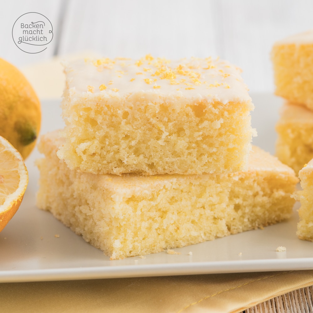 Zitronenkuchen - saftiger Kuchen vom Blech | Backen macht glücklich