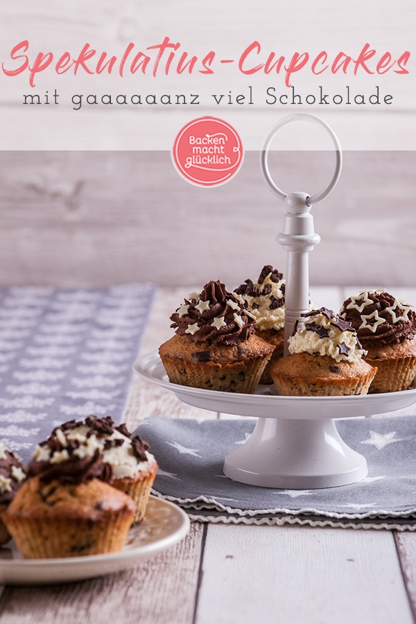 Diese Spekulatius-Cupcakes mit extra viel Schokolade im Teig, im Frosting und als Deko schmecken besonders im Herbst und Winter - für alle, die winterliche Gewürze wie Spekulatius, lieben! Die Spekulatius-Cupcakes mit Schokoladen-Topping machen einfach glücklich.