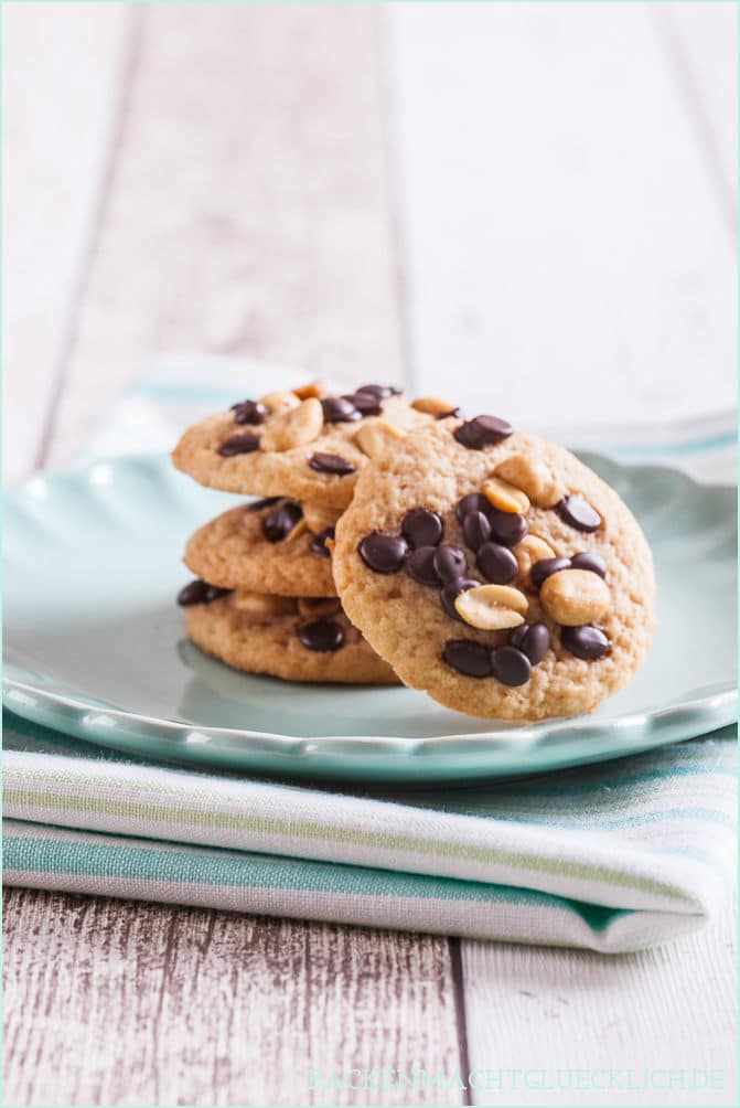 Chocolate-Peanut-Butter-Cookies