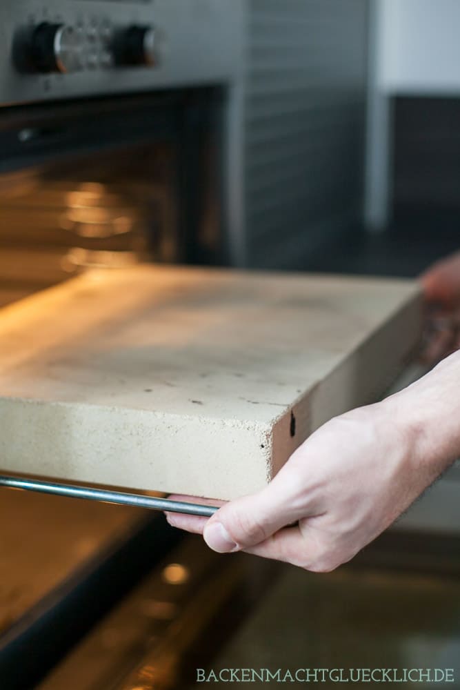 Pizza backen mit dem Pizzastein