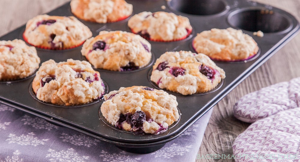 Blaubeer-Muffins mit Streuseln | Backen macht glücklich