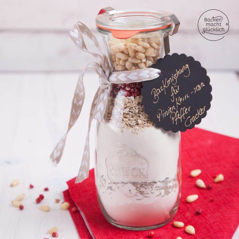 Pikante Cracker-Backmischung im Glas