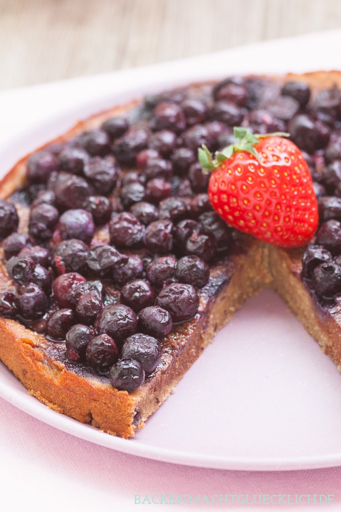 Kuchen ohne Ei, Zucker und Mehl