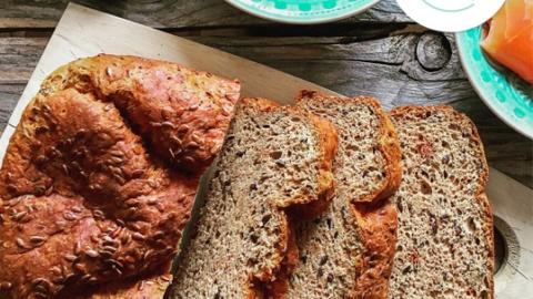 Low Carb Brot Eiweissbrot Backen Macht Glucklich