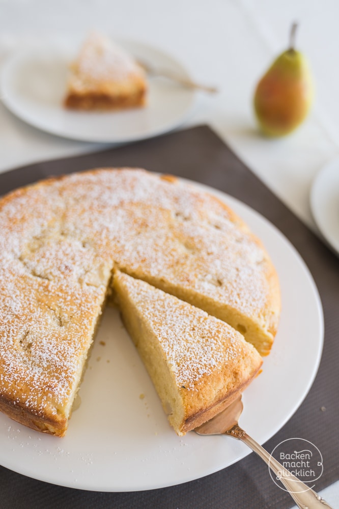 Einfacher saftiger Birnenkuchen | Backen macht glücklich