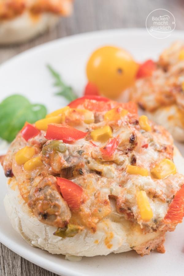 Vegetarische Pizzabrötchen (Aufstrich) | Backen macht glücklich