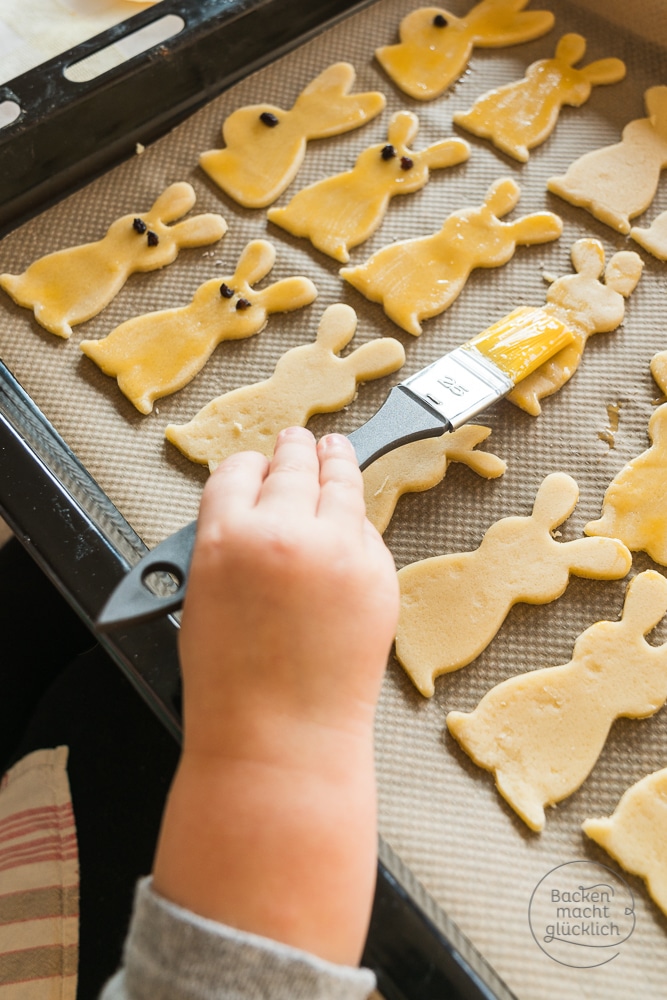 Klassische Osterhasen-Plätzchen aus Mürbeteig | Backen macht glücklich