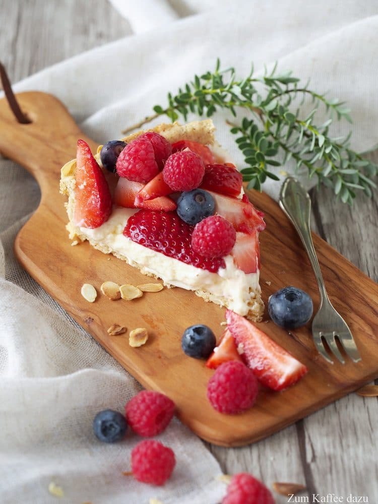 Tarte mit Beeren und Vanillecreme