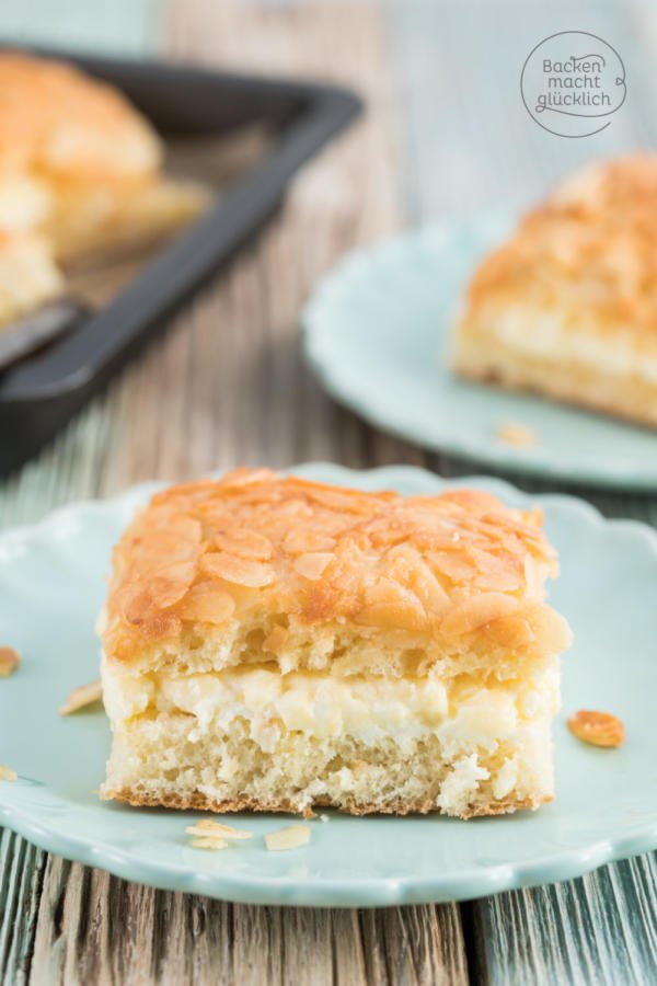 Klassischer Bienenstich vom Blech | Backen macht glücklich Klassischer Bienenstich vom Blech | Backen macht glücklich