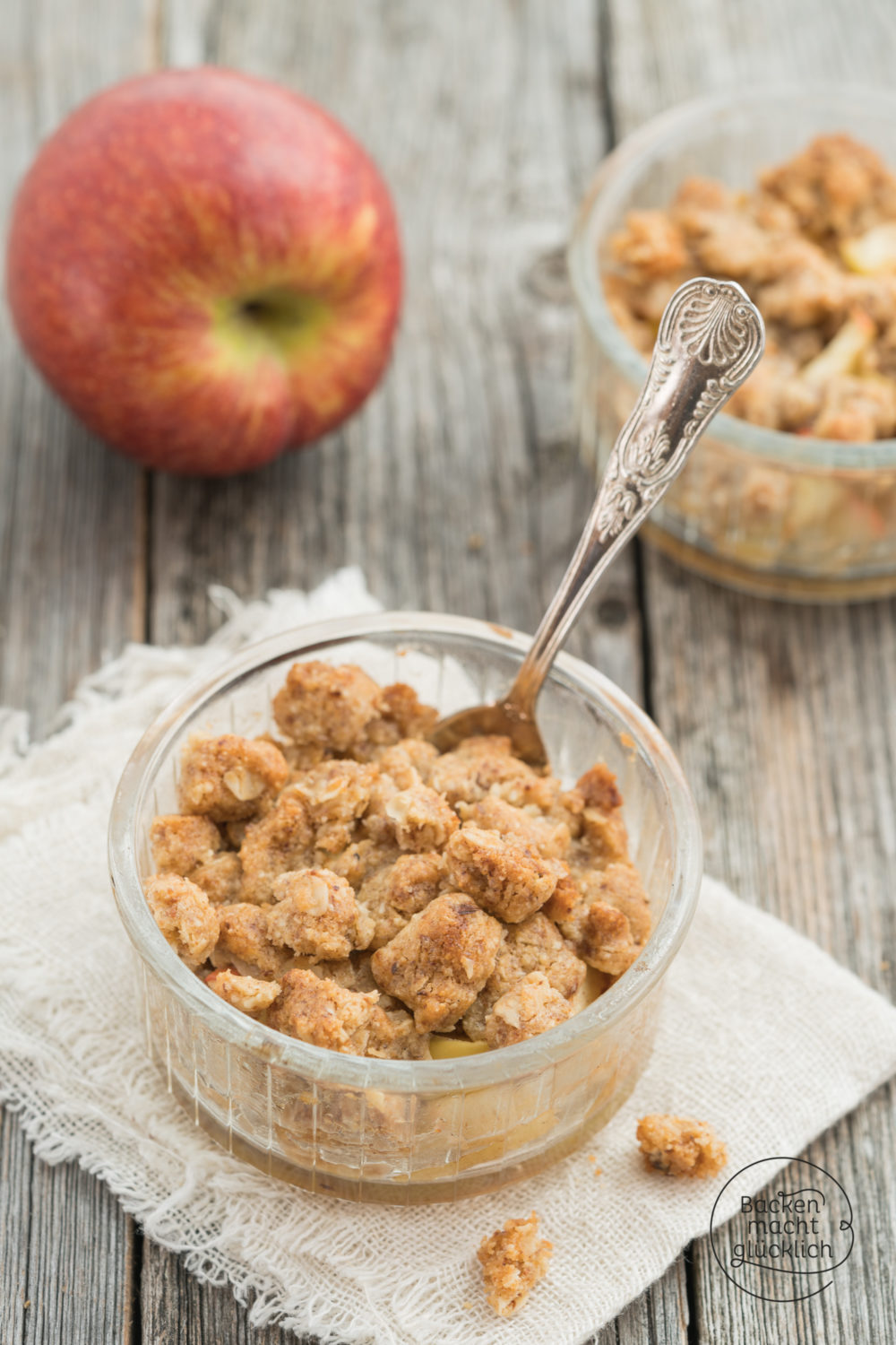 Apfel-Crumble: einfach &amp; schnell | Backen macht glücklich