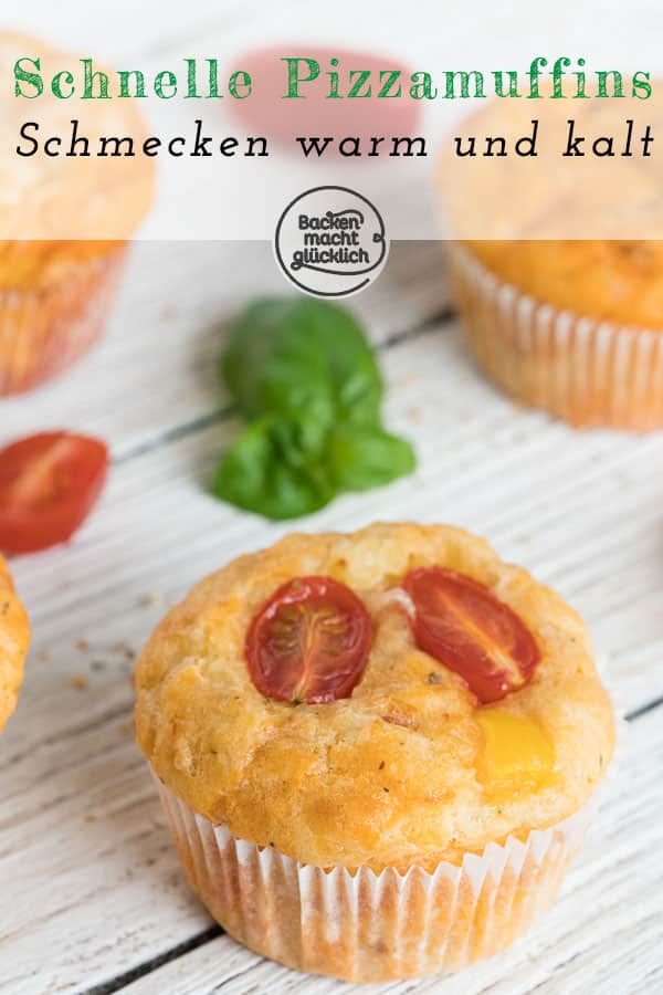Schnelle Pizzamuffins ohne Hefe sind ein toller Partysnack für groß und klein - sie kommen garantiert gut an!