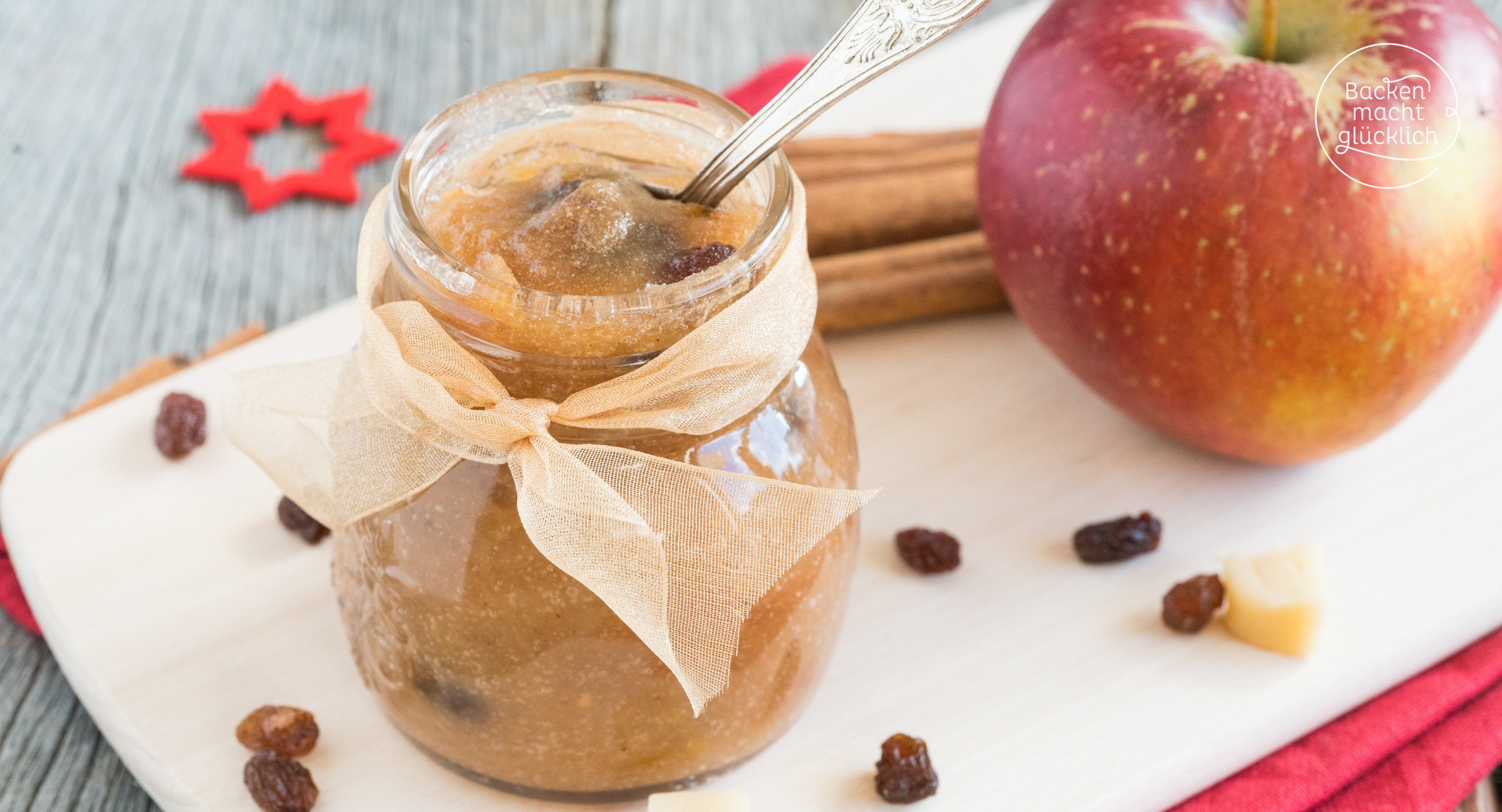 Bratapfel-Marmelade mit Marzipan | Backen macht glücklich