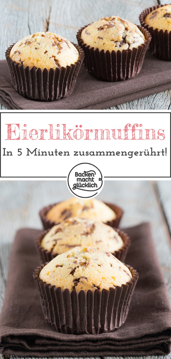 Diese Eierlikörmuffins sind supersaftig, flaumig und locker. Die Eierlikörmuffins mit Schokolade sind eine Wucht. Da schmeckt sogar mir Eierlikör. Außerdem sind die Muffins in nur 5 Minuten zusammen gerührt.