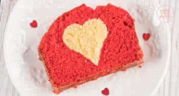 Kuchen mit Herz innen
