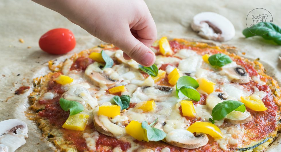Zucchinipizza low carb