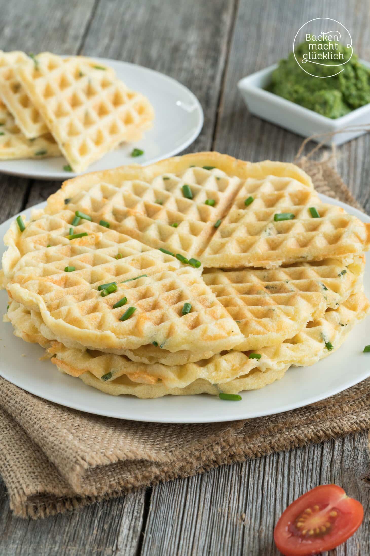 Herzhafte Waffeln mit Käse | Backen macht glücklich