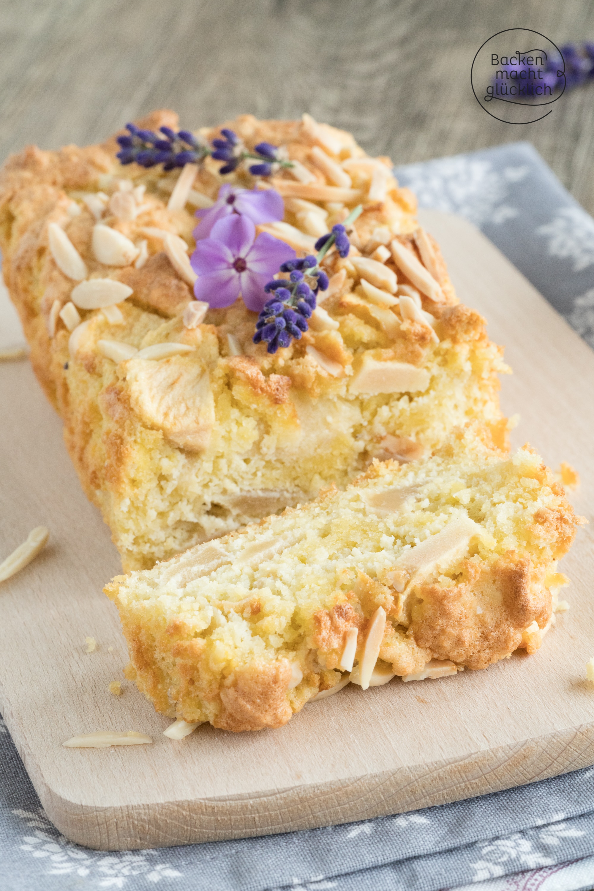 Apfelkuchen ohne Mehl mit Mandeln