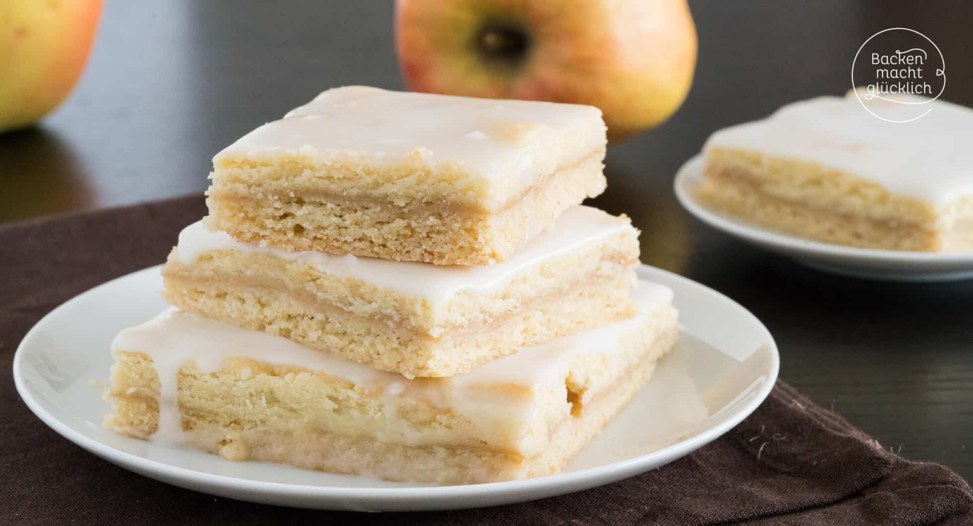 Apfelkuchen mit Apfelmus | Backen macht glücklich