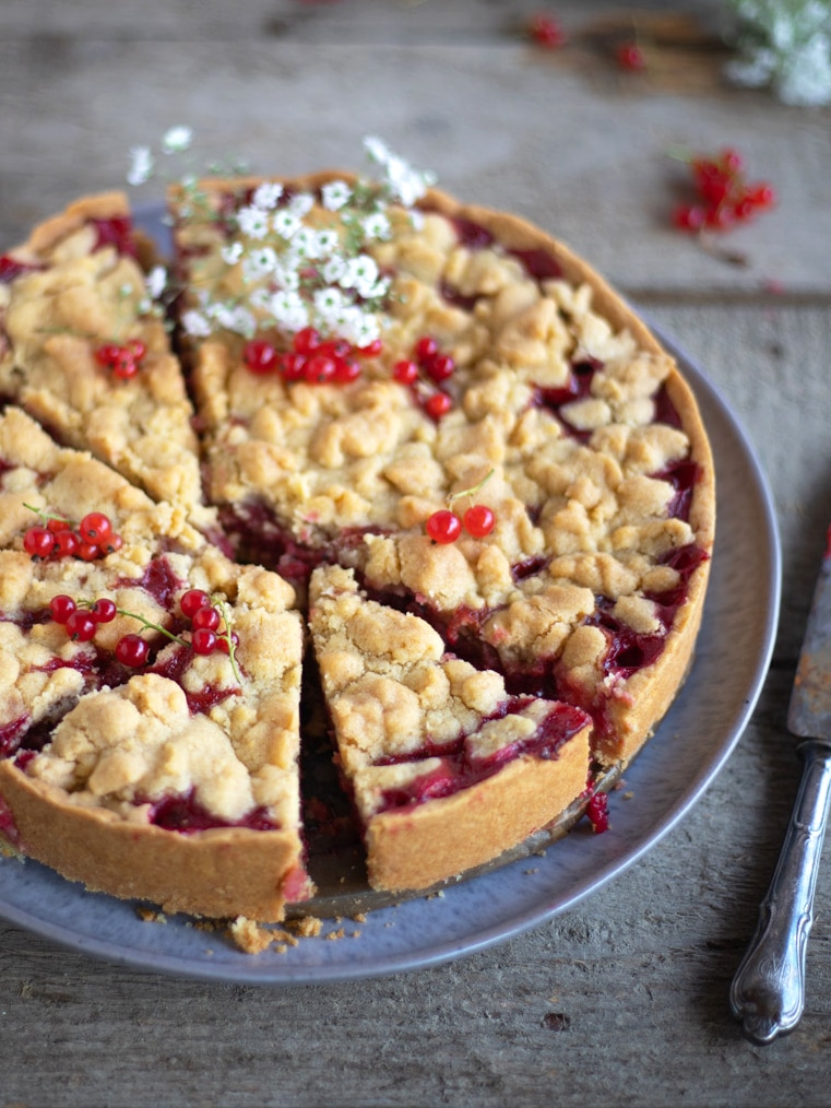 Johannisbeerkuchen mit Streusel