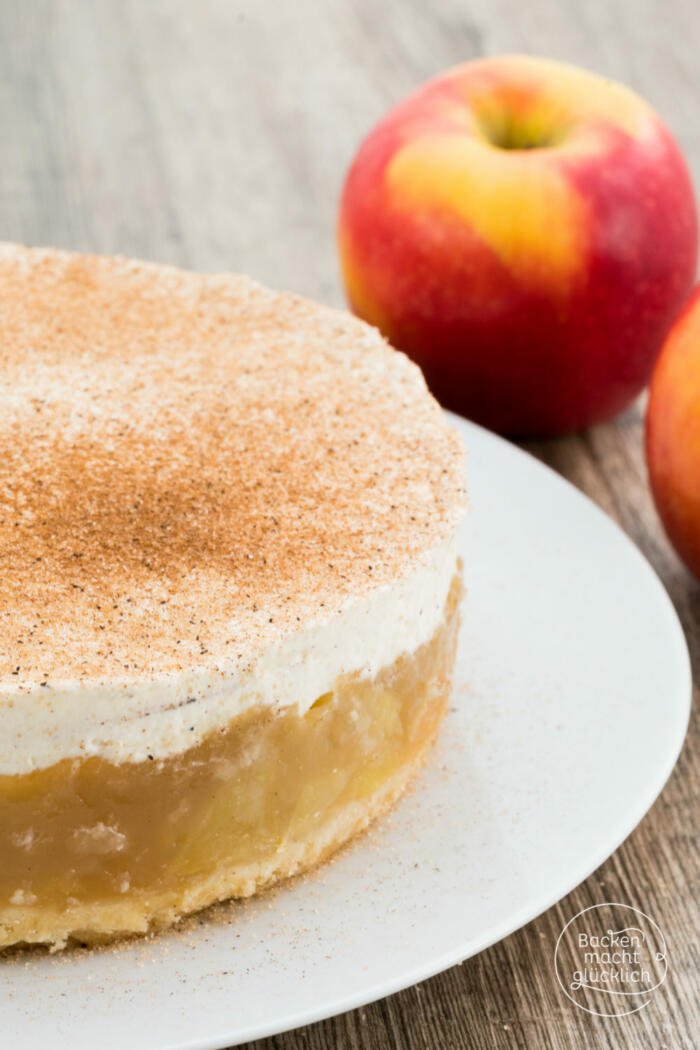 Apfeltorte mit Sahne und Zimt | Backen macht glücklich