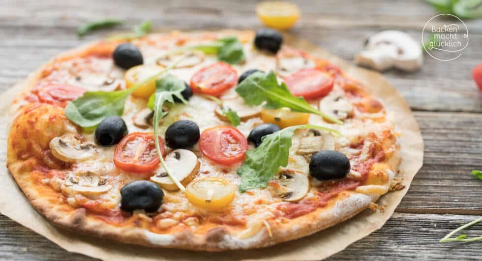 Pizzateig Und Tomatensugo — Rezepte Suchen