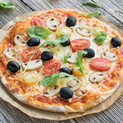 Schneller Pizza Teig ohne Hefe