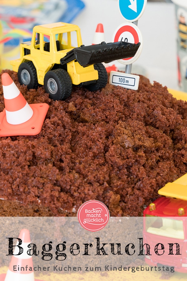 Einfache Baggertorte für Kinder. Dieser Baustellen-Kuchen ohne Fondant schmeckt super lecker & sieht toll aus.