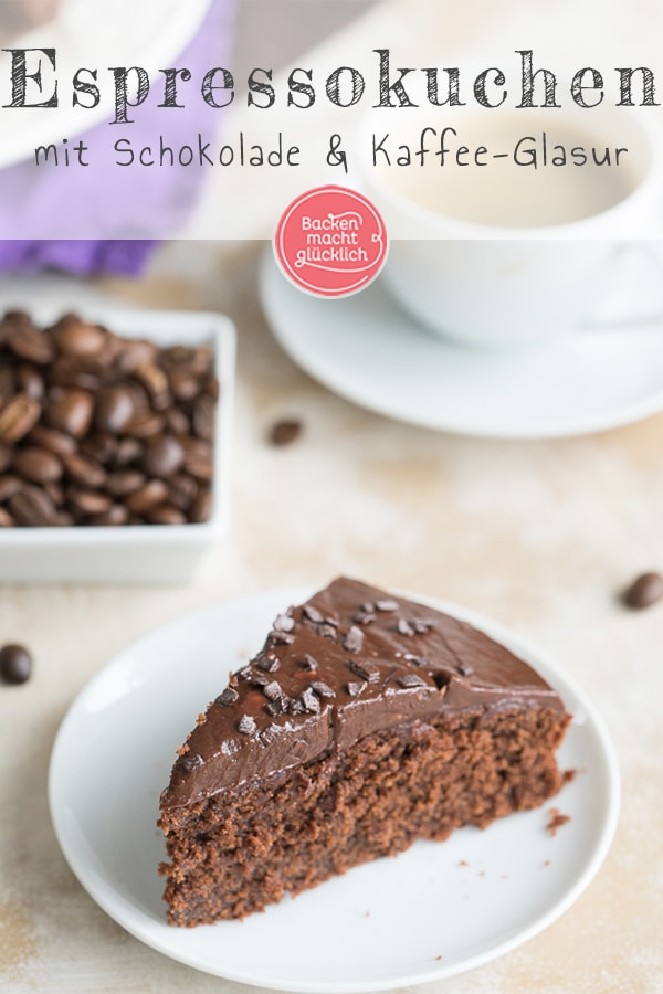 Lust auf einen tollen Schokoladen-Kaffee-Kuchen? Dieser Espresso-Schokokuchen ist die perfekte Kombi für Kaffee-Fans: Der schokoladige Kaffeekuchen wird herrlich saftig und aromatisch!