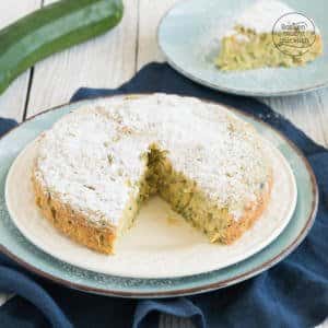 Kalorienarmer fettarmer Zucchinikuchen ohne Zucker