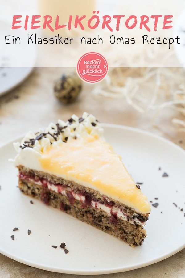 Omas Eierlikörtorte mit Nussboden und Preiselbeeren ist ein beliebter Klassiker. Diese Eierlikörtorte ohne Mehl (Jägertorte) ist einfach, aber etwas aufwändig. Die Eierlikörtorte ist wie gemacht für eine opulente Kaffeetafel!