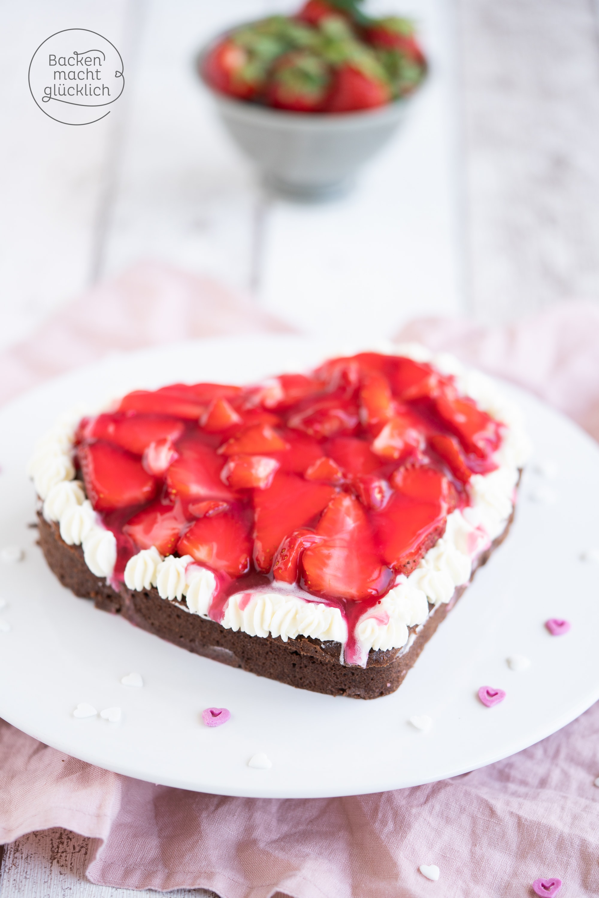 Erdbeer-Schoko-Herz Torte