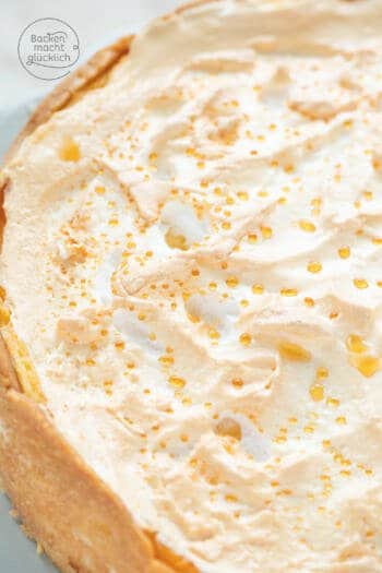 käsekuchen mit baiserhaube