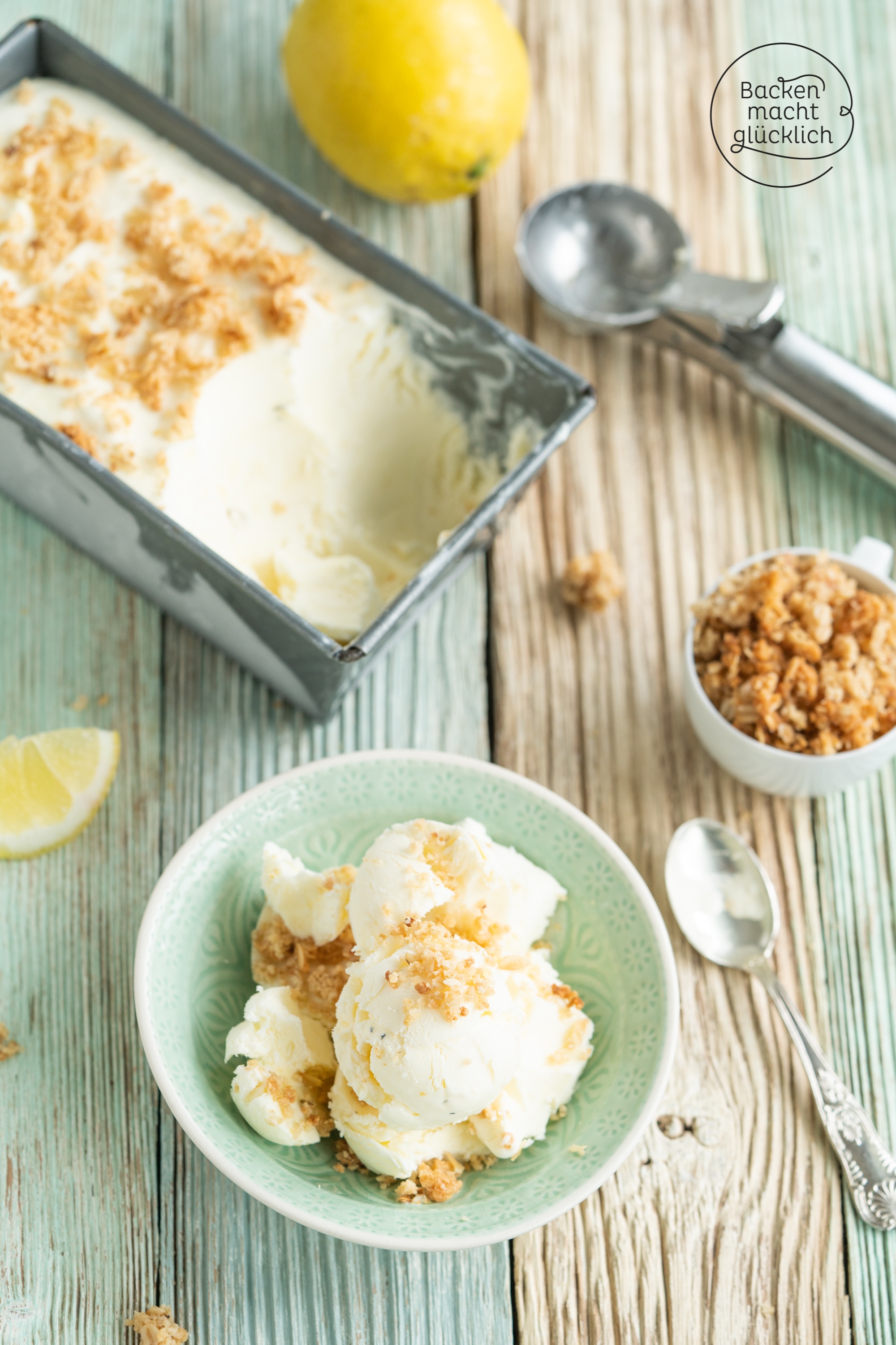 Zitronen-Sahne-Eis mit griechischem Joghurt