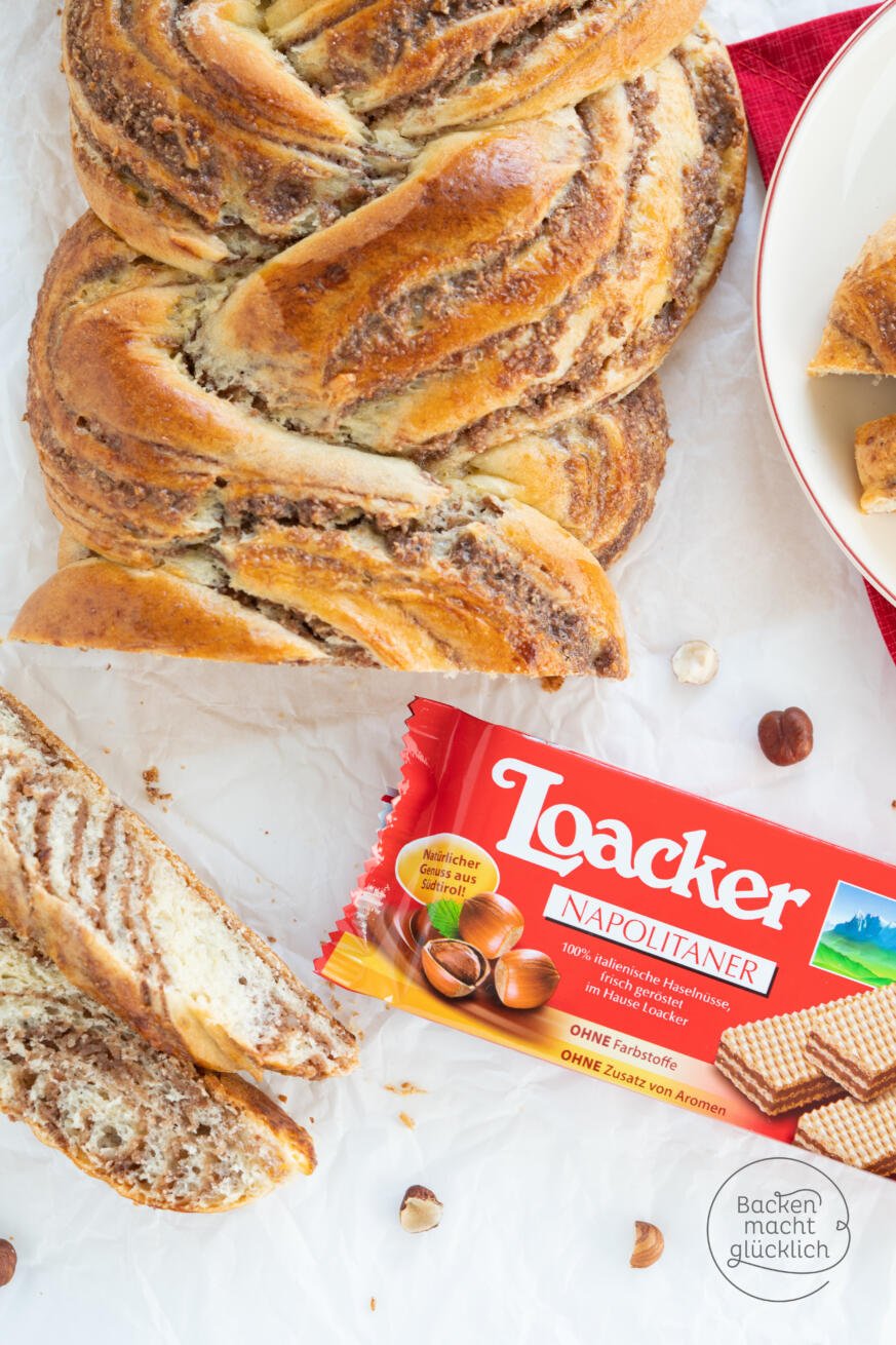 Köstlicher Hefezopf mit Nussfüllung | Backen macht glücklich