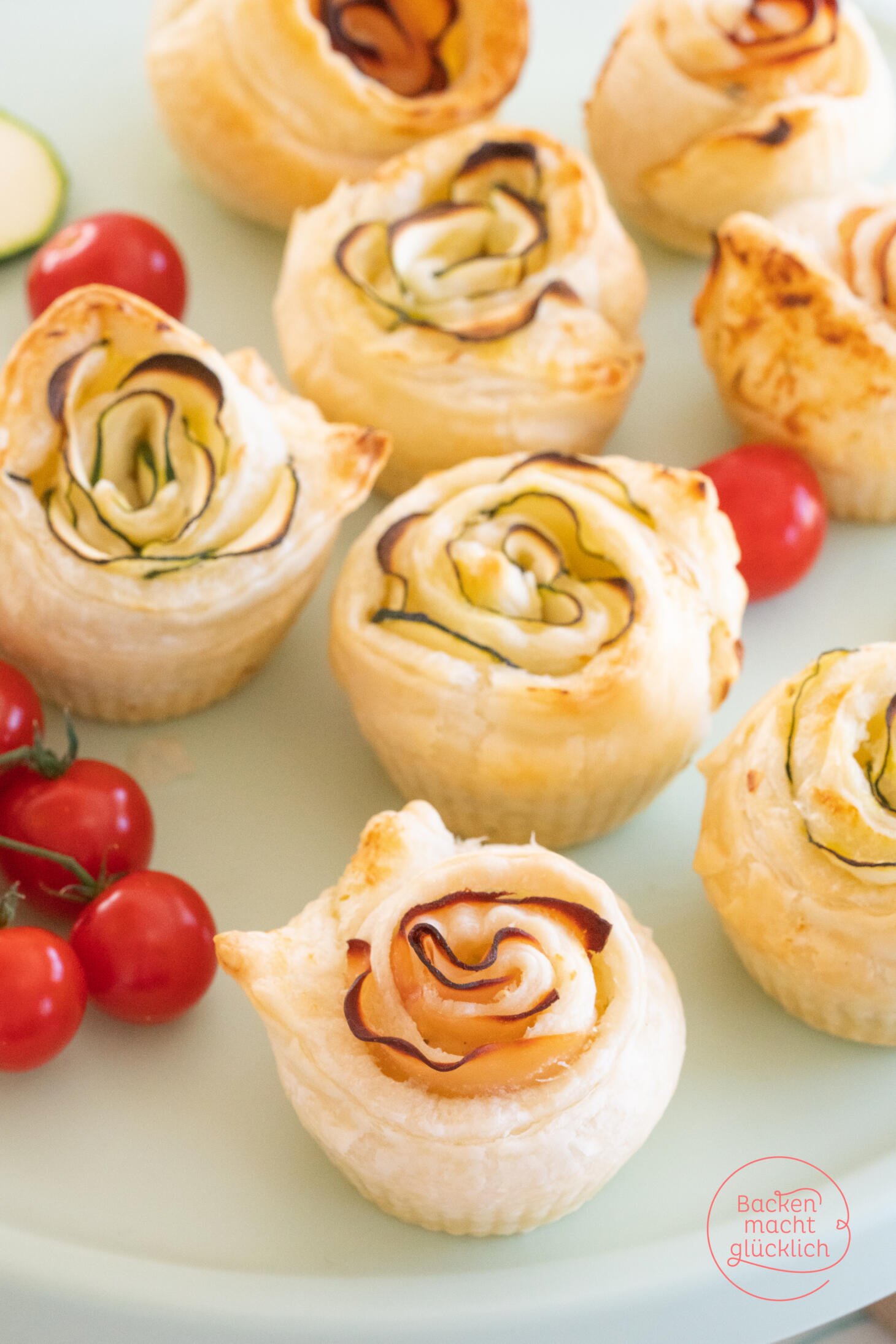 Herzhafte Rosen-Muffins aus Blätterteig | Backen macht glücklich