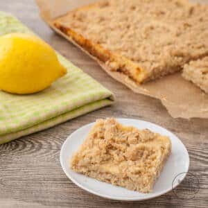 Streuselkuchen mit Zitronencreme