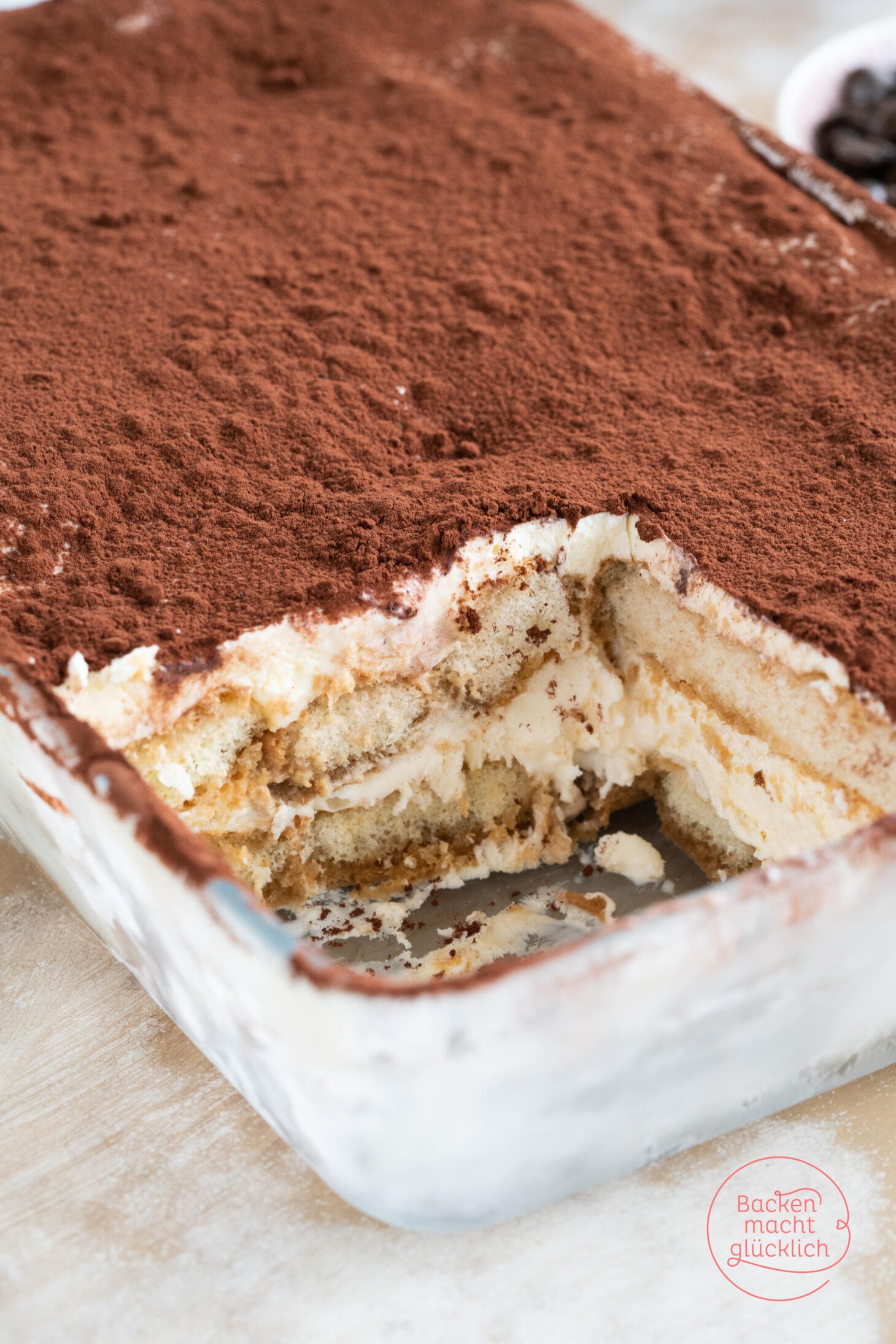 Einaches, klassisches Tiramisu | Backen macht glücklich