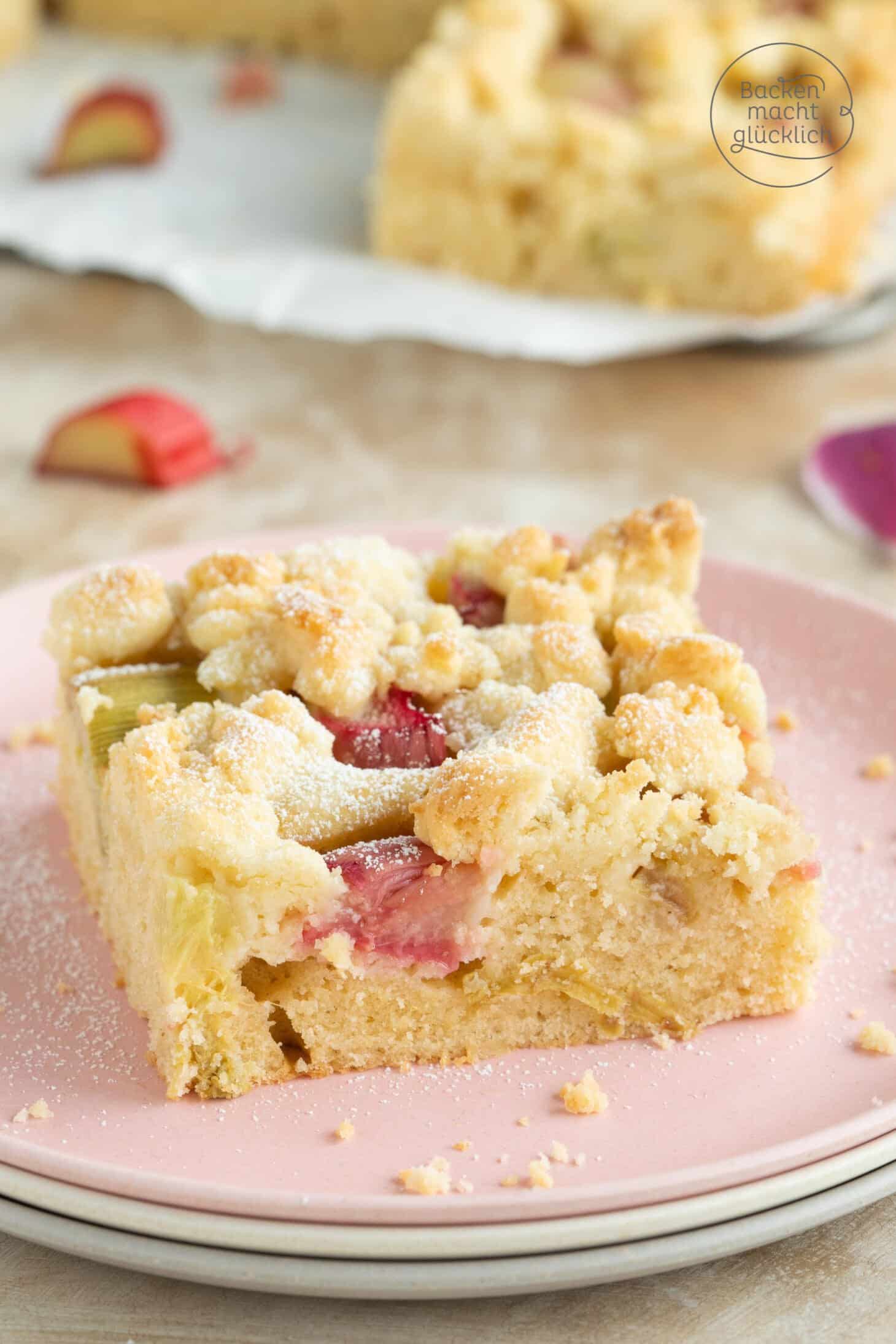 Rhabarberkuchen mit Streusel | Backen macht glücklich