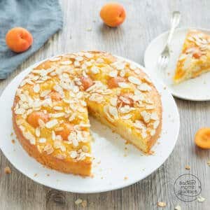 einfacher saftiger Aprikosenkuchen