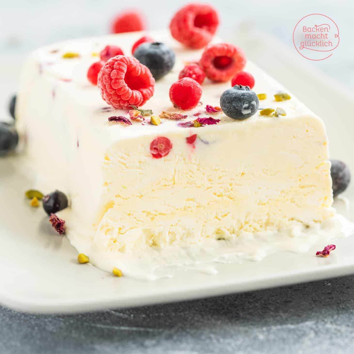 Einfaches Vanille-Parfait (Grundrezept) | Backen macht glücklich