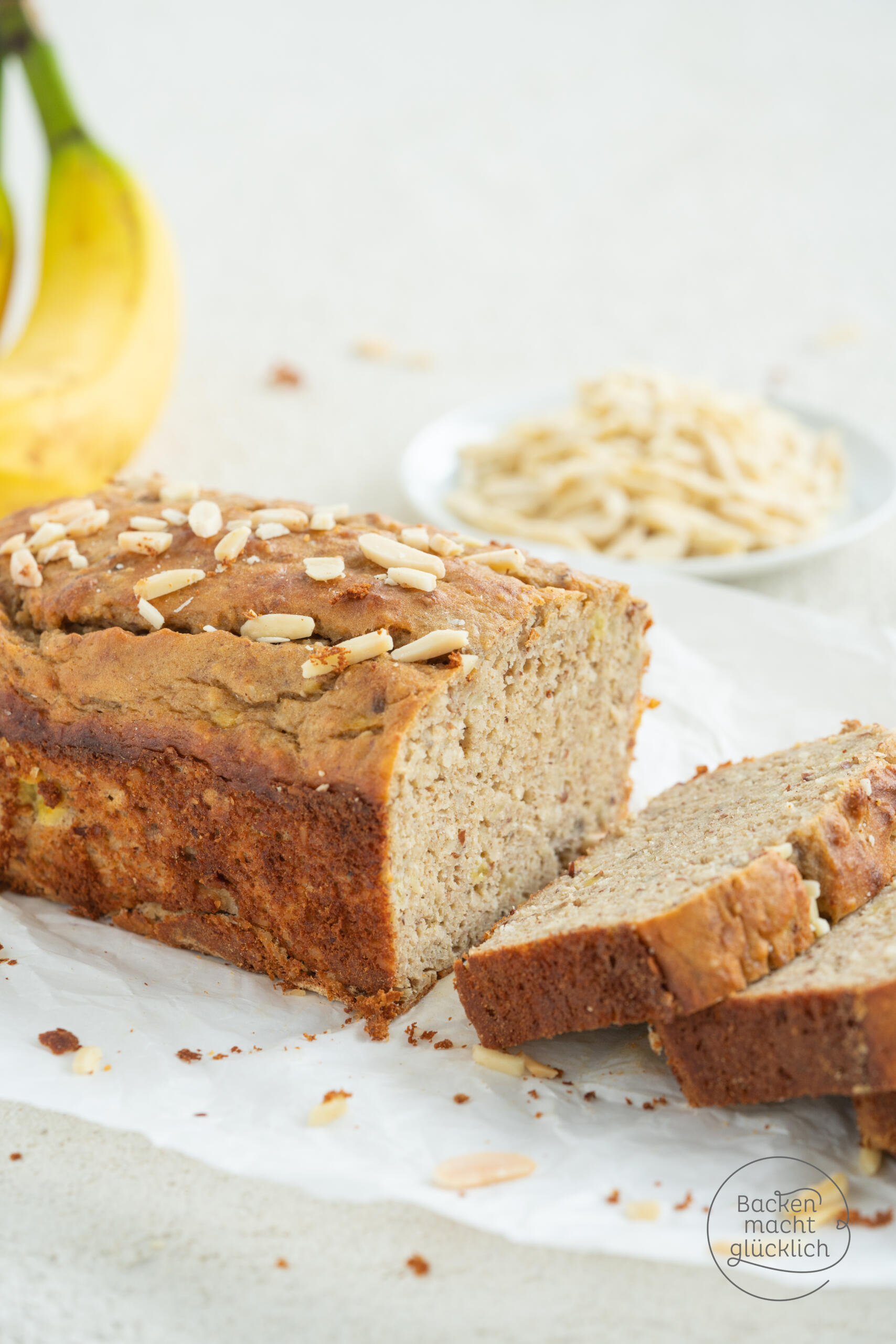 Saftiges Bananenbrot low carb