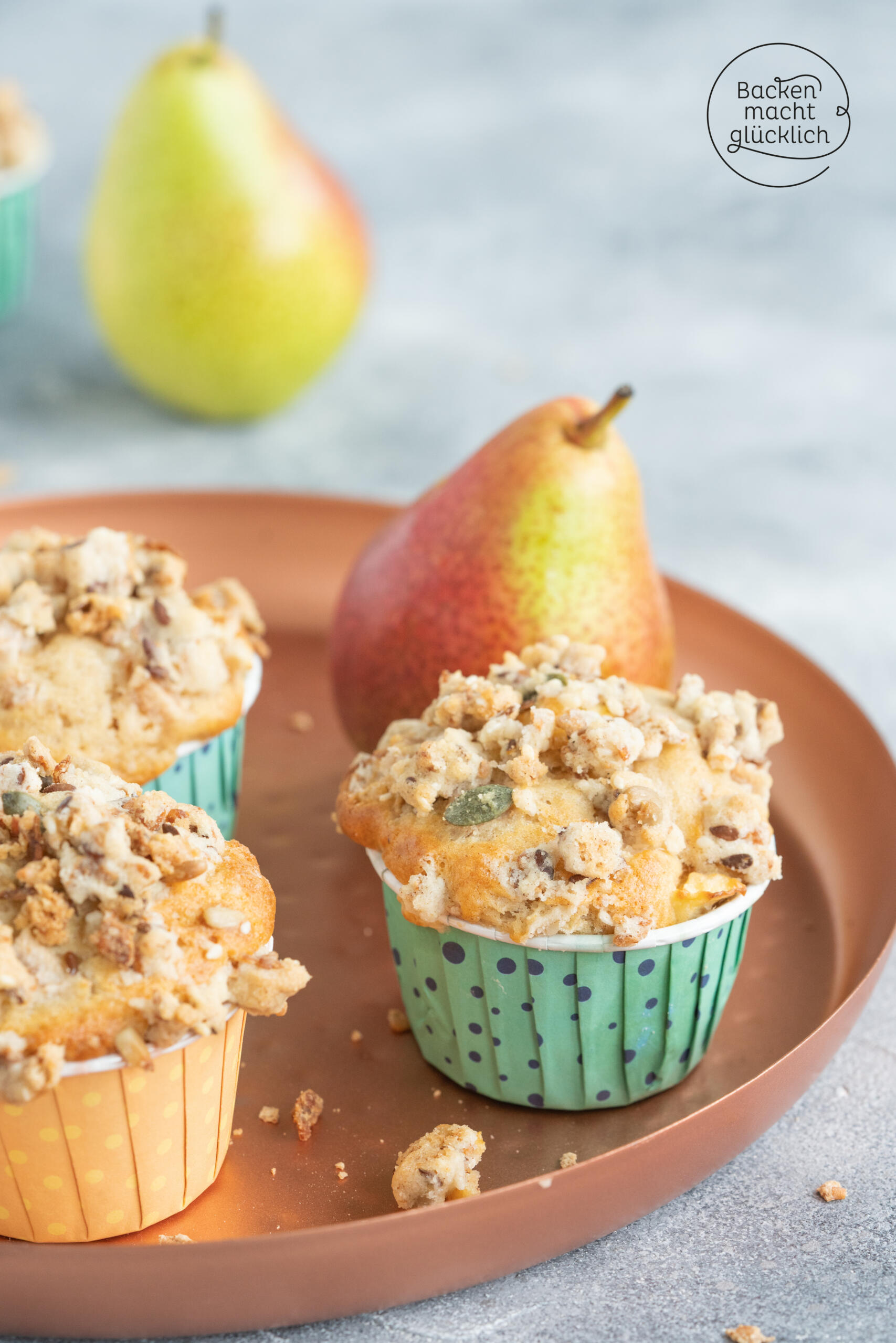 Birnenmuffins mit Streusel